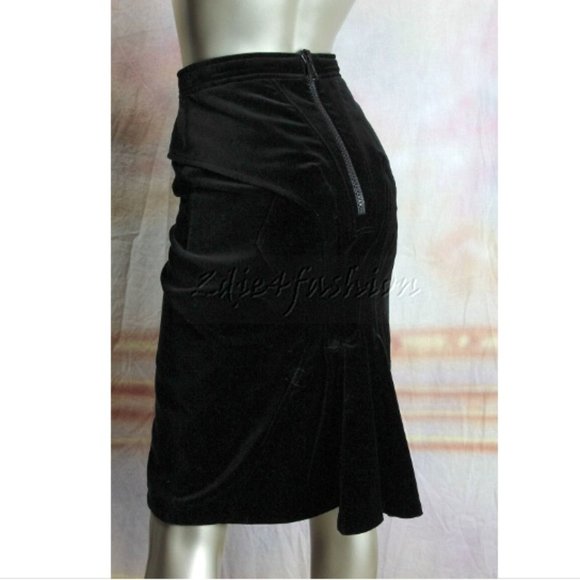 NWT GIVENCHY Luxurious Black Velvet Peplum Mermaid Flare Skirt 8 - Picture 1 of 8